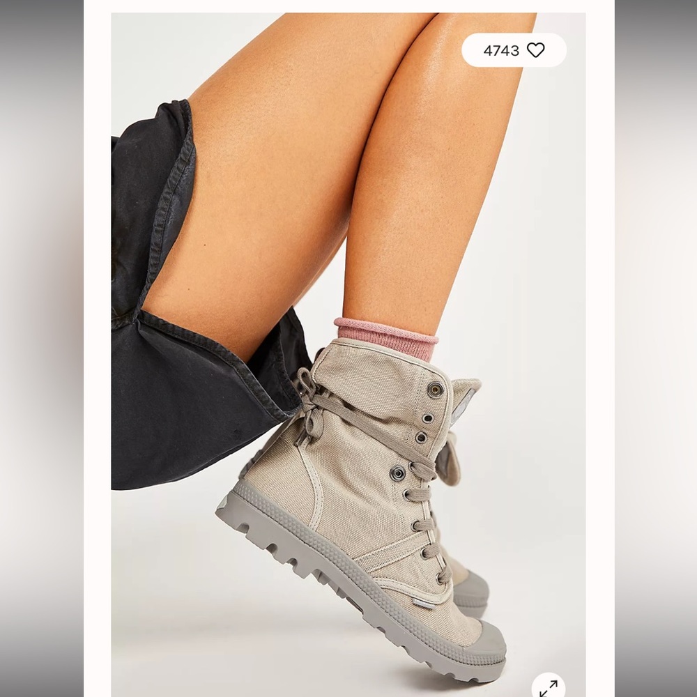 Palladium Baggy Boots Women’s Size 7 - Titanium